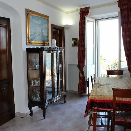 住宿加早餐酒店 Marina Piccola 3*