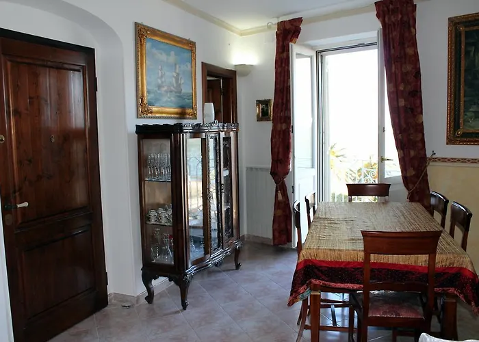 Alojamento de Acomodação e Pequeno-almoço Marina Piccola 3*